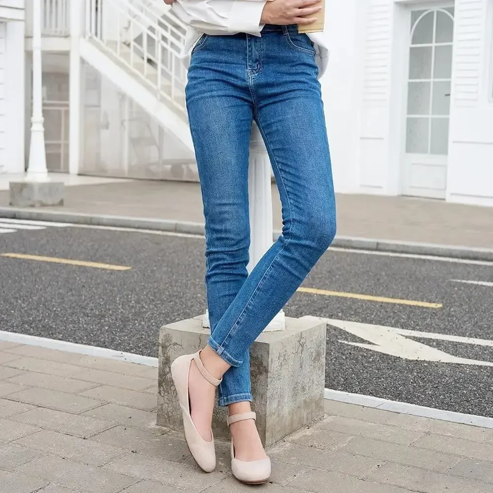 HARENCE Ballet Flats Shoes for Women: Comfortable Round Toe Ankle Strap Slip on - Picture 4 of 5